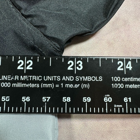 Niagara University Purple Eagles Champion Hooded Windbreaker 1/4 Zip Sz Medium - Picture 9 of 11